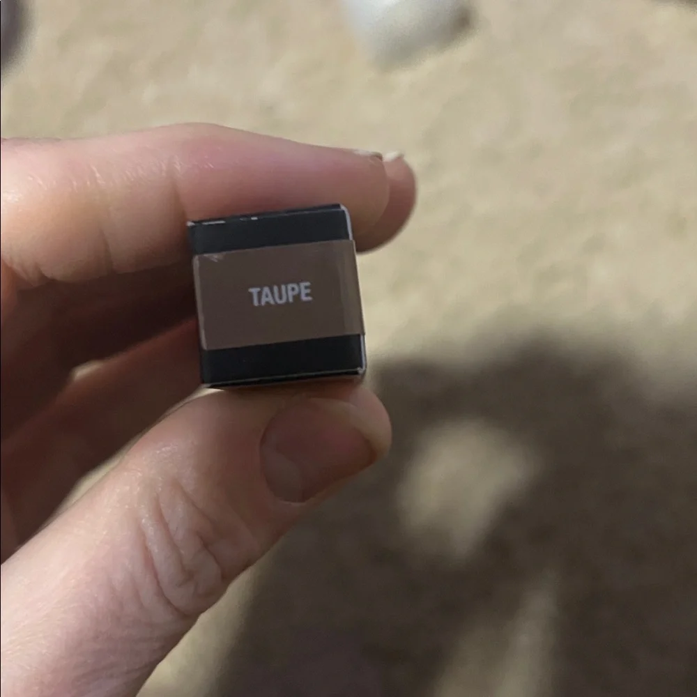 Anastasia Beverly Hills Brow Wiz in Taupe - Picture 2 of 2